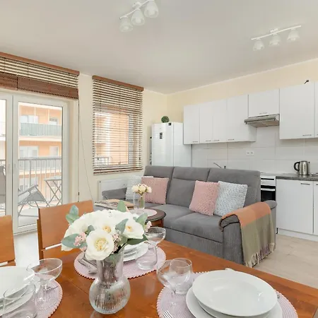 Wilczak Spacious With Free Garage By Renters