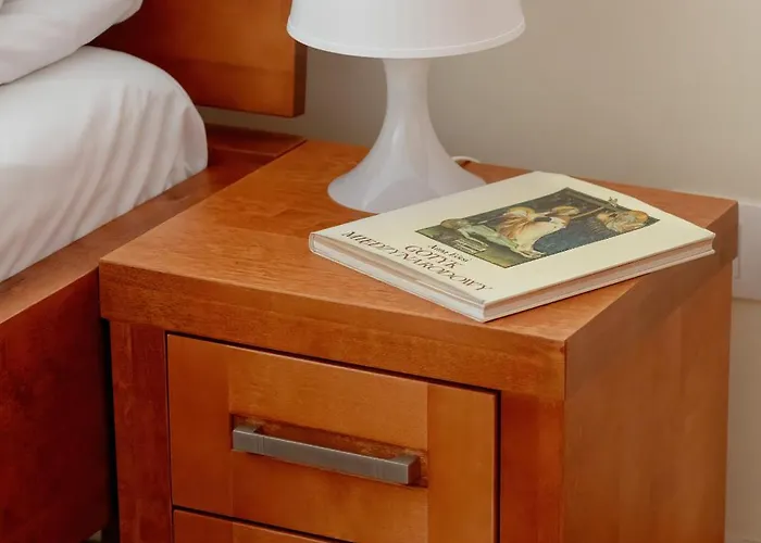 Wilczak Spacious With Free Garage By Renters Apartment *