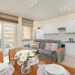 Wilczak Spacious With Free Garage By Renters