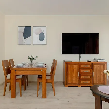 Apartment Wilczak Spacious With Free Garage By Renters Posen