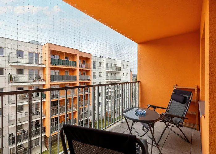 Wilczak Spacious With Free Garage By Renters شقة *